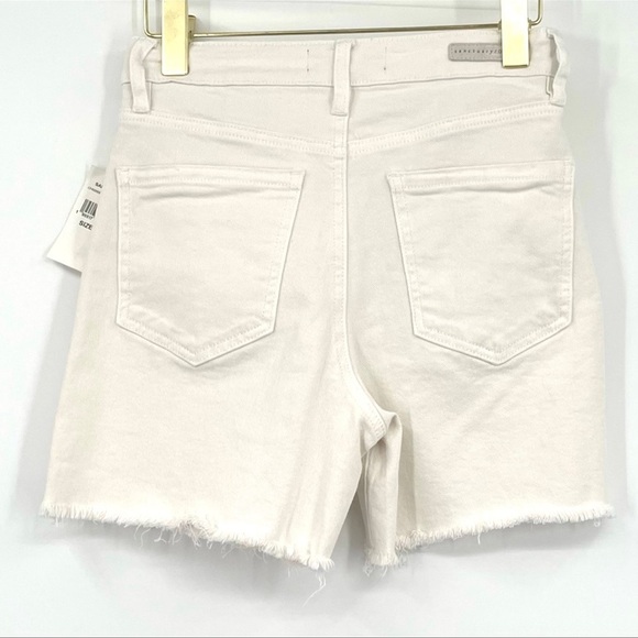 Sanctuary Sidewalk Denim Cutoff Shorts In Vintage White NWT - Picture 3 of 11